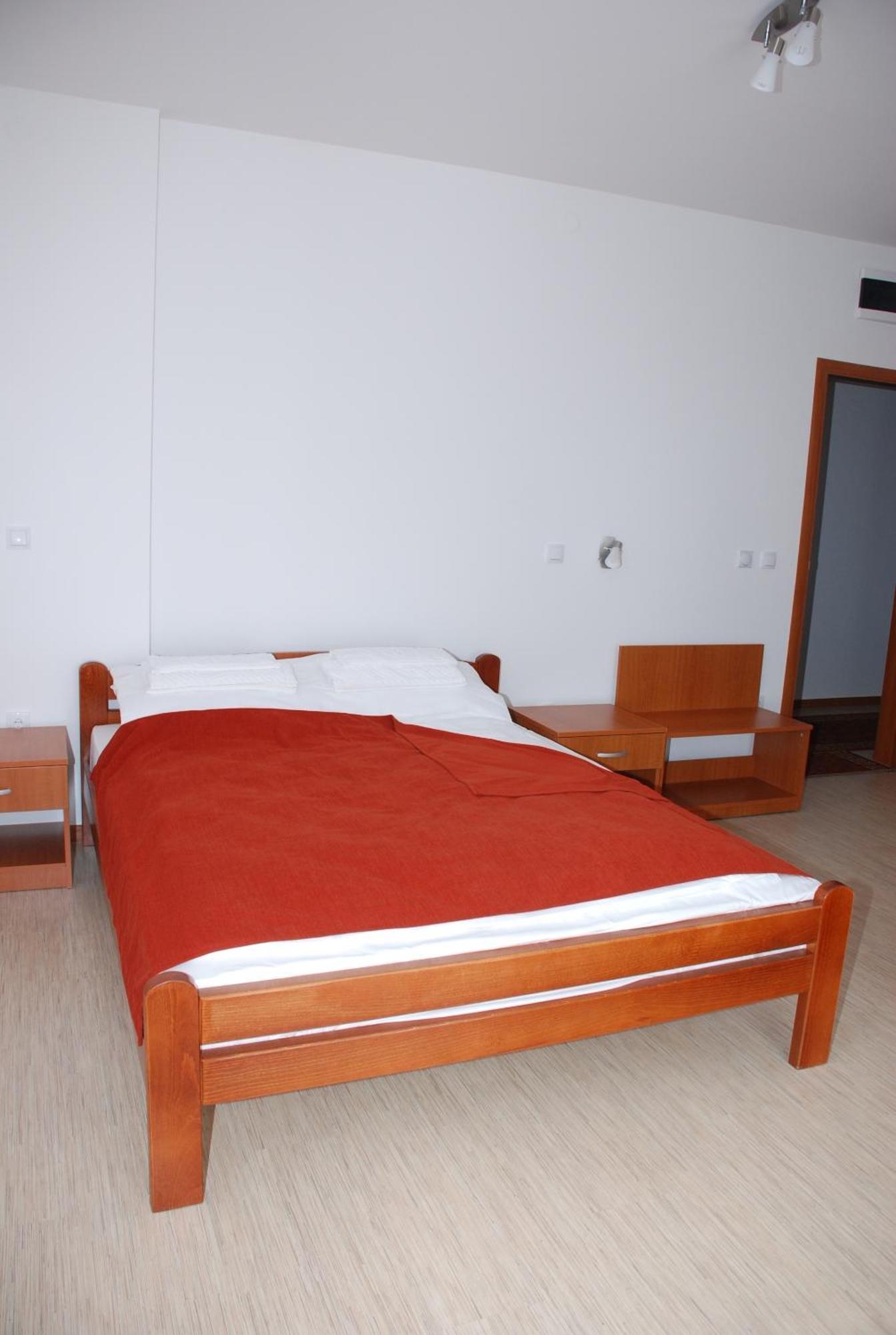 M Garni Hotel Vranje Dış mekan fotoğraf