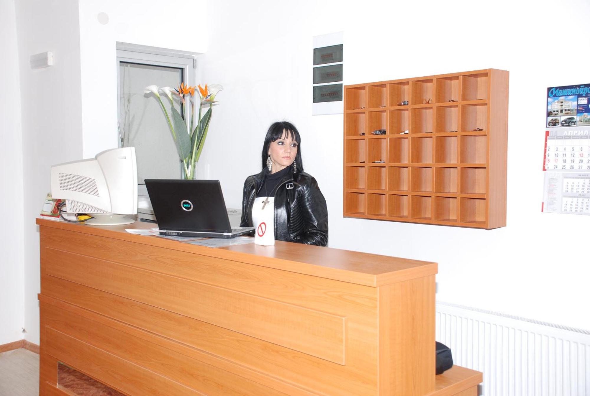 M Garni Hotel Vranje Dış mekan fotoğraf
